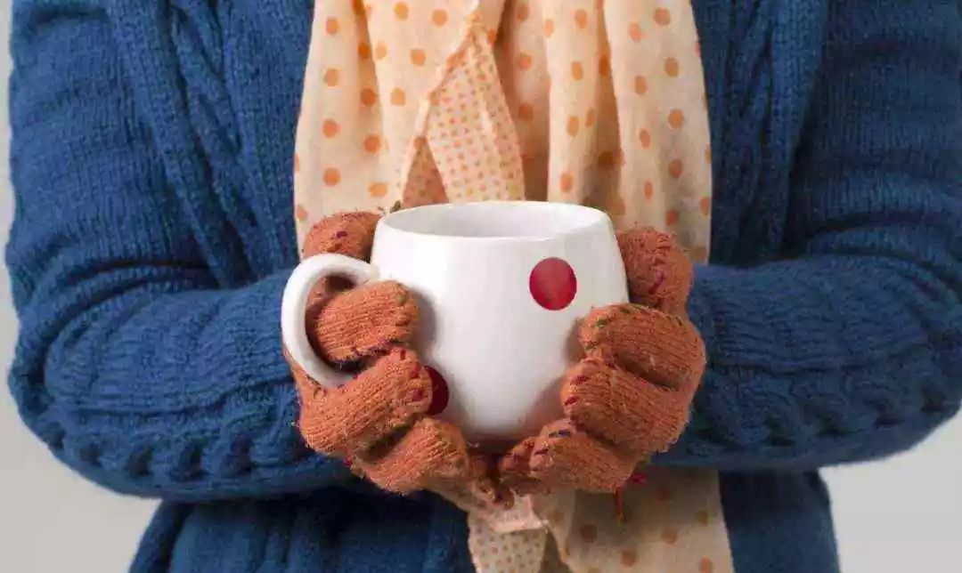 天气转凉手脚冰凉怎么调理,天气转凉的养生小妙招视频