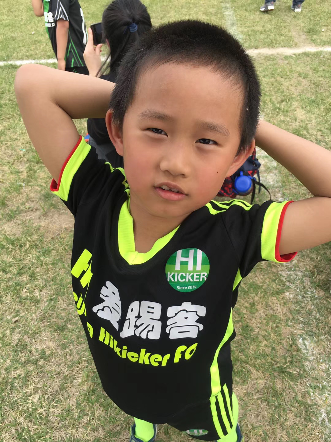 足球给家长的一封信,写给家长的一封信之足球夏令营