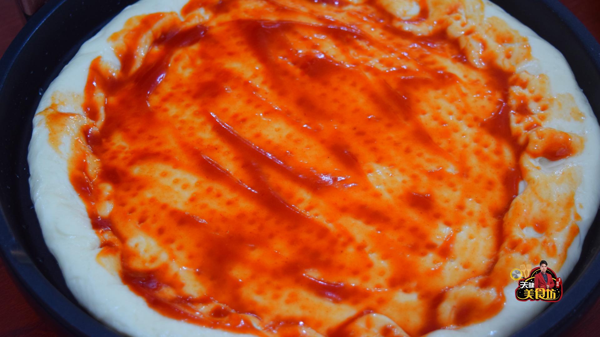 想吃披萨不用去外面买了,做披萨学会这个配方就够了不用烤