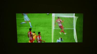 家用投影评测大眼橙,极米z8x用什么投影幕布比较好