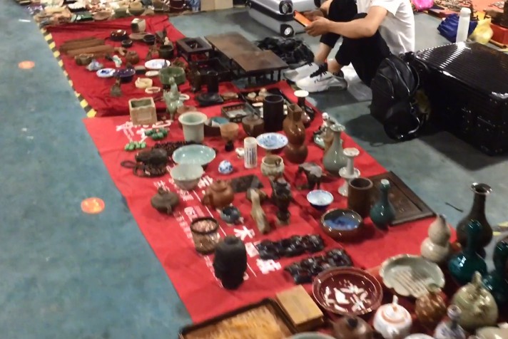 上海最大的二手地摊旧物市场,上海市旧物家具市场