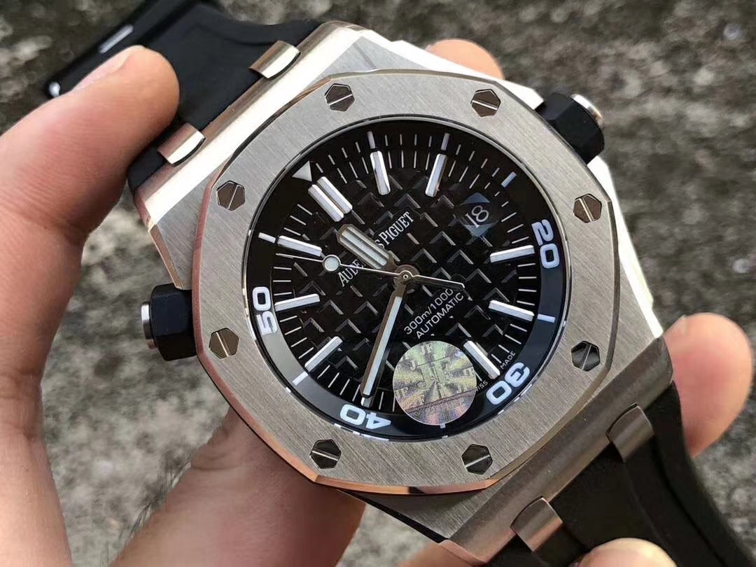 3000入手的爱彼15703顶级工艺！把路人惊呆！