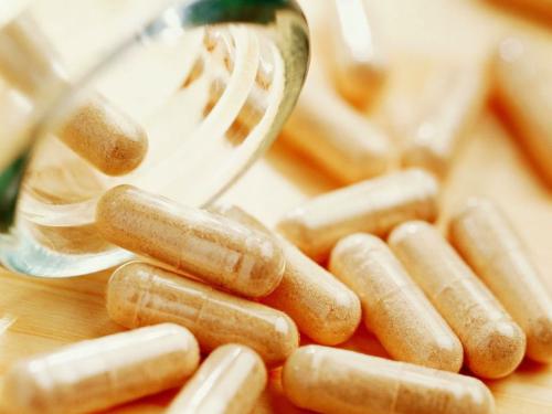 类风湿和强直性脊柱炎哪种要好治,风湿强直性脊柱炎能治愈吗