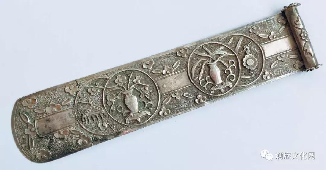 如展画轴—清代满族民间扁方赏析