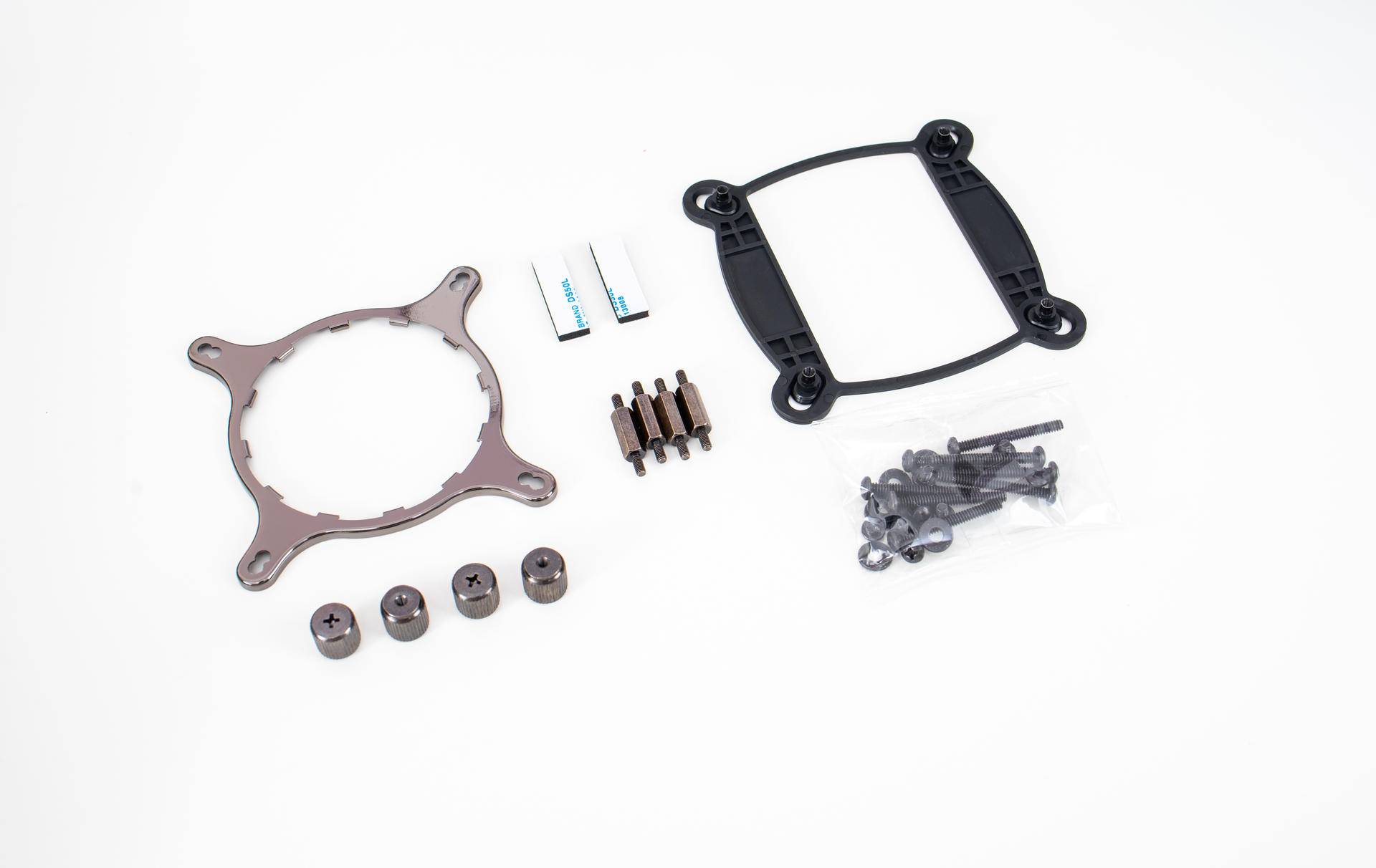 威刚一体式水冷测评,可以畅快玩游戏的笔记本电脑