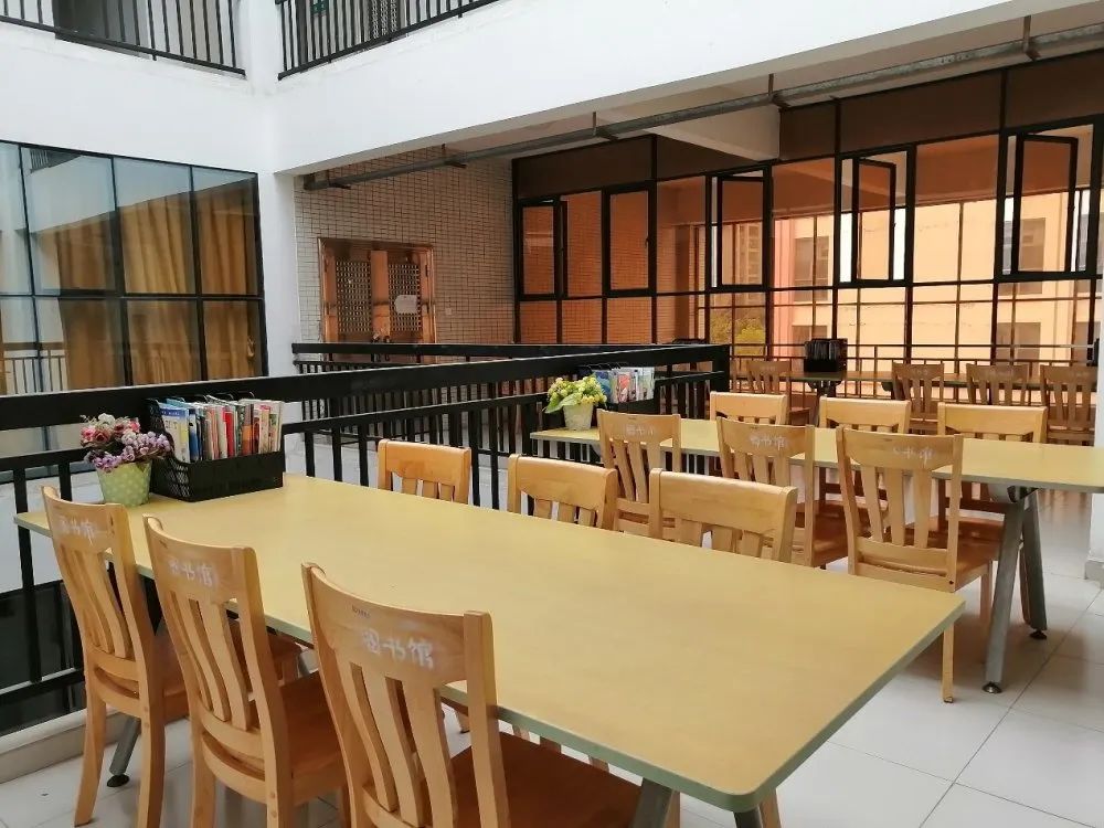 广州市白云中学,明德至善博学笃行广州高中