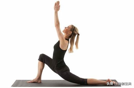 瑜伽每天必练8个动作60岁,瑜伽每天必练8个动作50岁