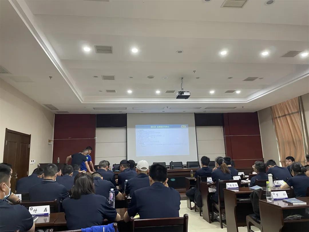 肇庆市足球裁判培训,2018年郑州市足球裁判员培训