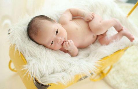 宝宝办满月酒需要注意什么,宝宝满月酒办酒席应该准备什么