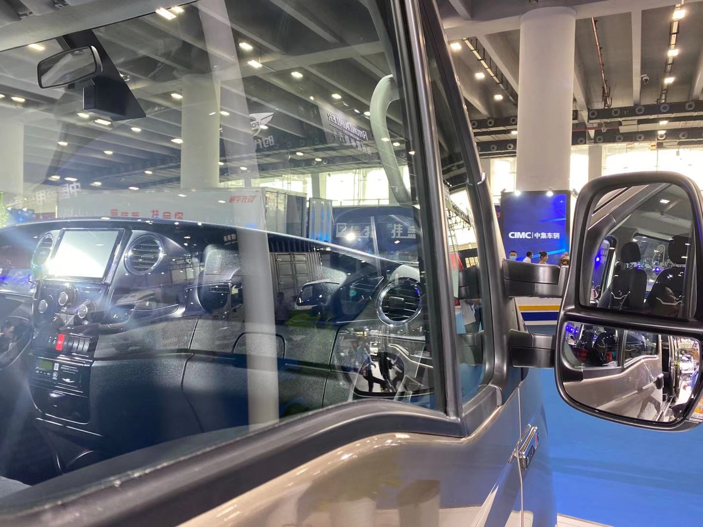 依维柯欧胜和依维柯newdaily,依维柯欧胜四驱和依维柯聚星比较