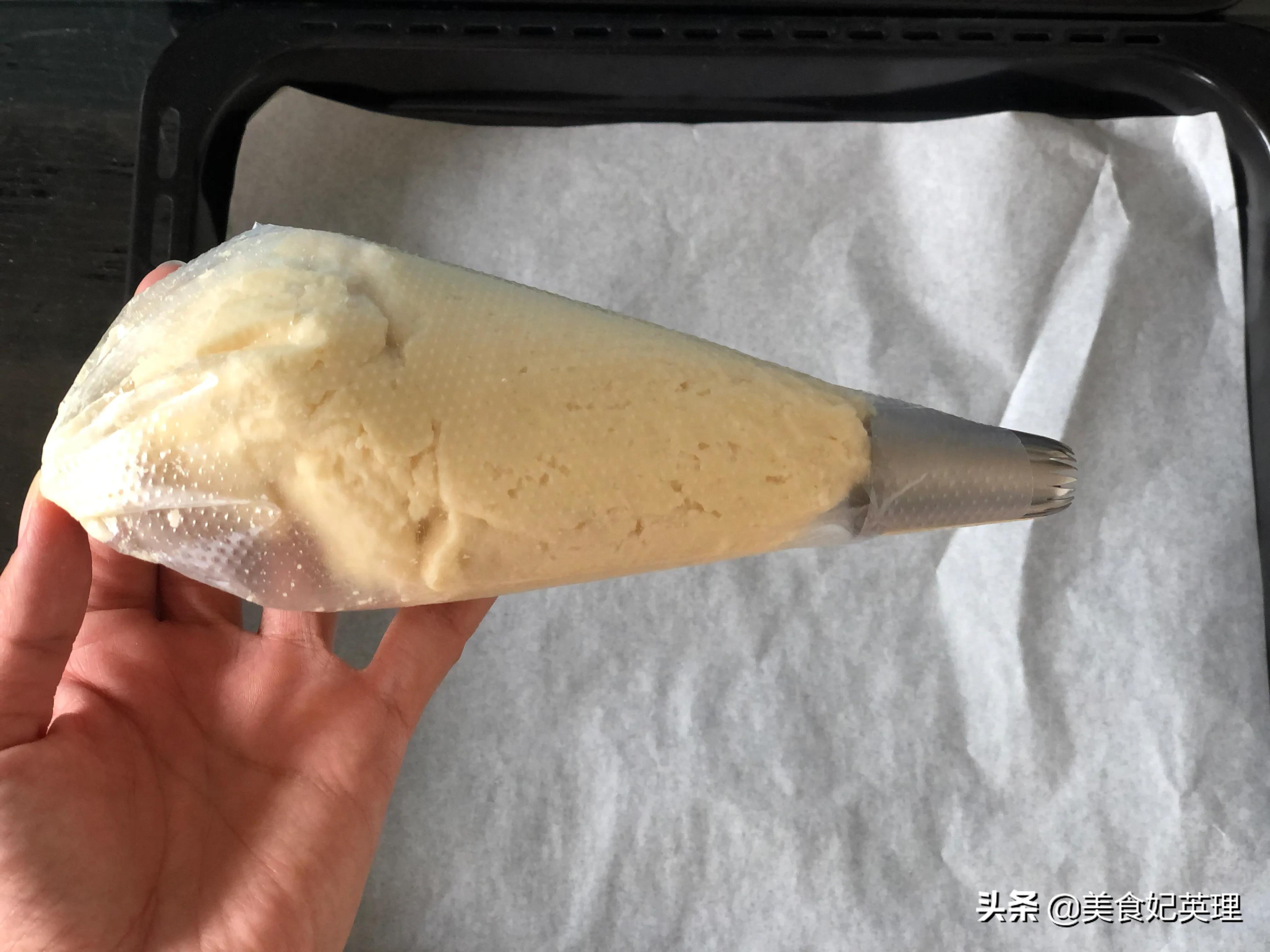 曲奇饼干要怎么挤出来才好看,如何让曲奇饼干更酥脆