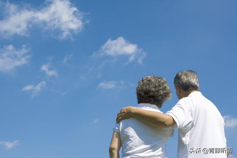 89岁的母亲要将房子过户给自己，儿子不满，恁大年纪了作什么妖