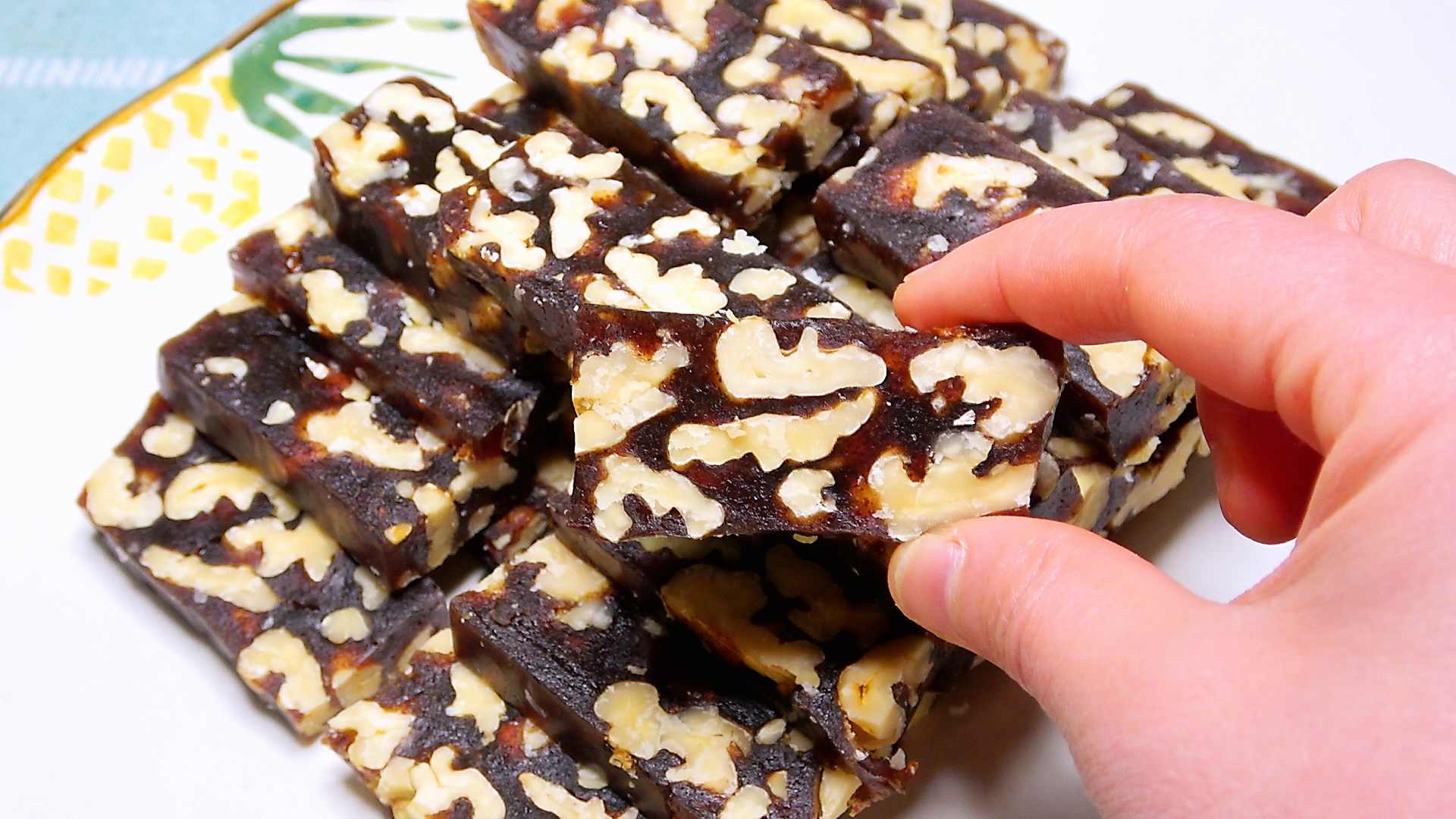 自制红枣核桃糕的简单做法,自制红枣核桃糕没有淀粉怎么办