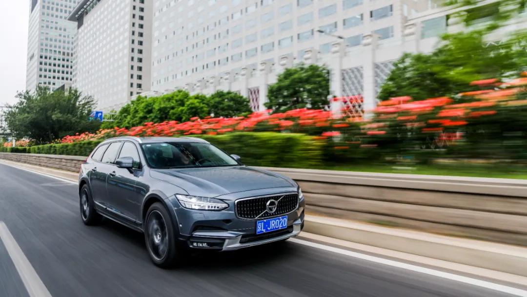 沃尔沃v90cc旅行车零整比,沃尔沃v90cc2020款和奥迪旅行车