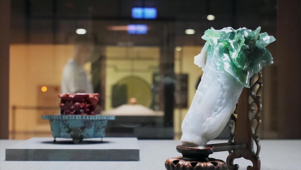 台北故宫回应文物价值,台北故宫博物院被批