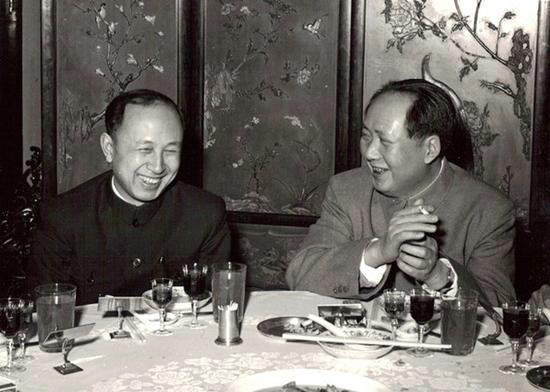 一个钱学森抵五个师,钱学森的价值真的值五个师吗