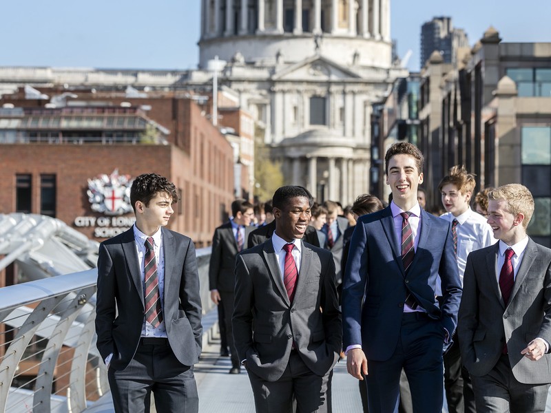伦敦年度最佳私校排行出炉！最棒的是这所