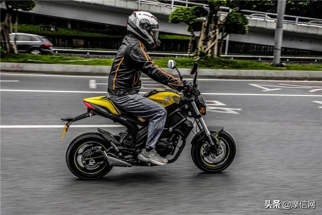 银钢小怪兽150是地平线吗,银钢小怪兽150摩托车好不好