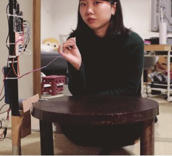 这个日本妹子为找男友发明200个沙雕玩意儿，设计师都没她脑洞大