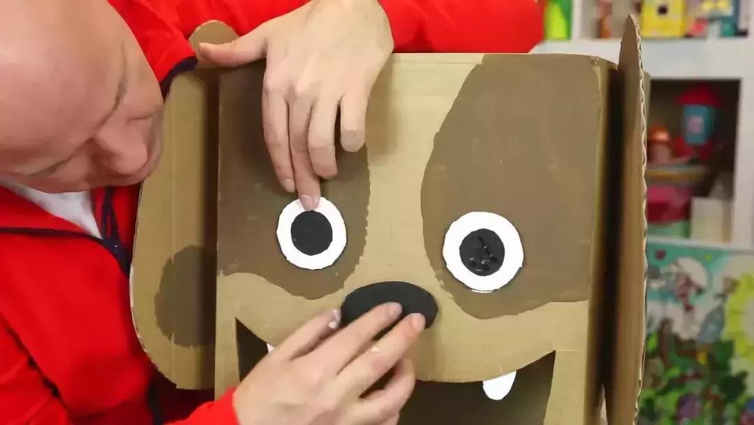 双11快递盒使用方法,双11竟然堆了这么多包裹