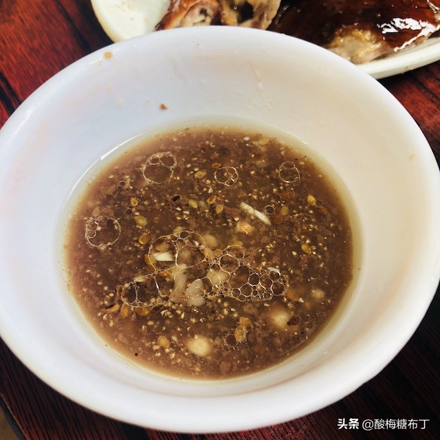 260元一只烧鹅，称霸东莞三十四年，广州街坊都要开车过去吃