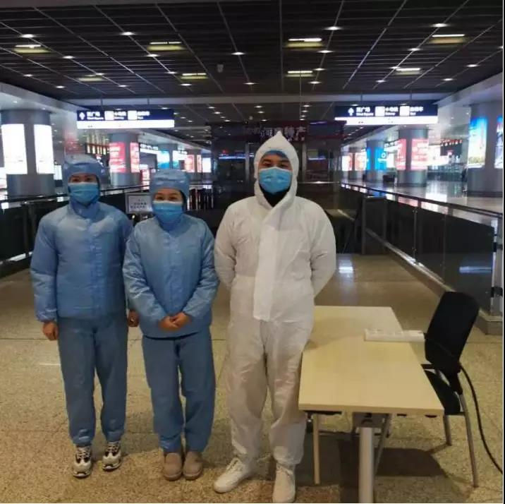 抗击疫情中日友好医院,防控疫情联通在行动