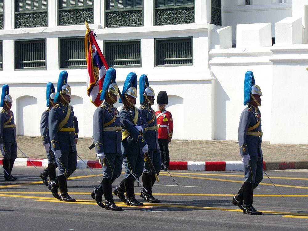 泰国王室的“彩虹卫队”，距今160多年历史，是一道靓丽风景线
