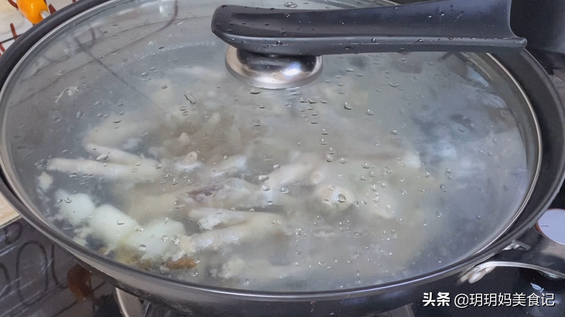 柠檬脱骨泡椒鸡爪正确好吃的做法,柠檬泡椒鸡爪最正宗的做法摆摊