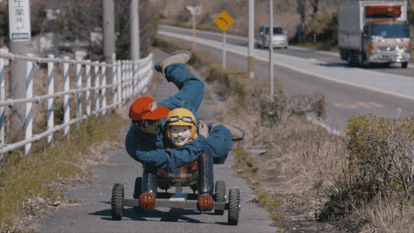 想不想开?这个贴着小胡子的女生,做出全世界最可爱的汽车