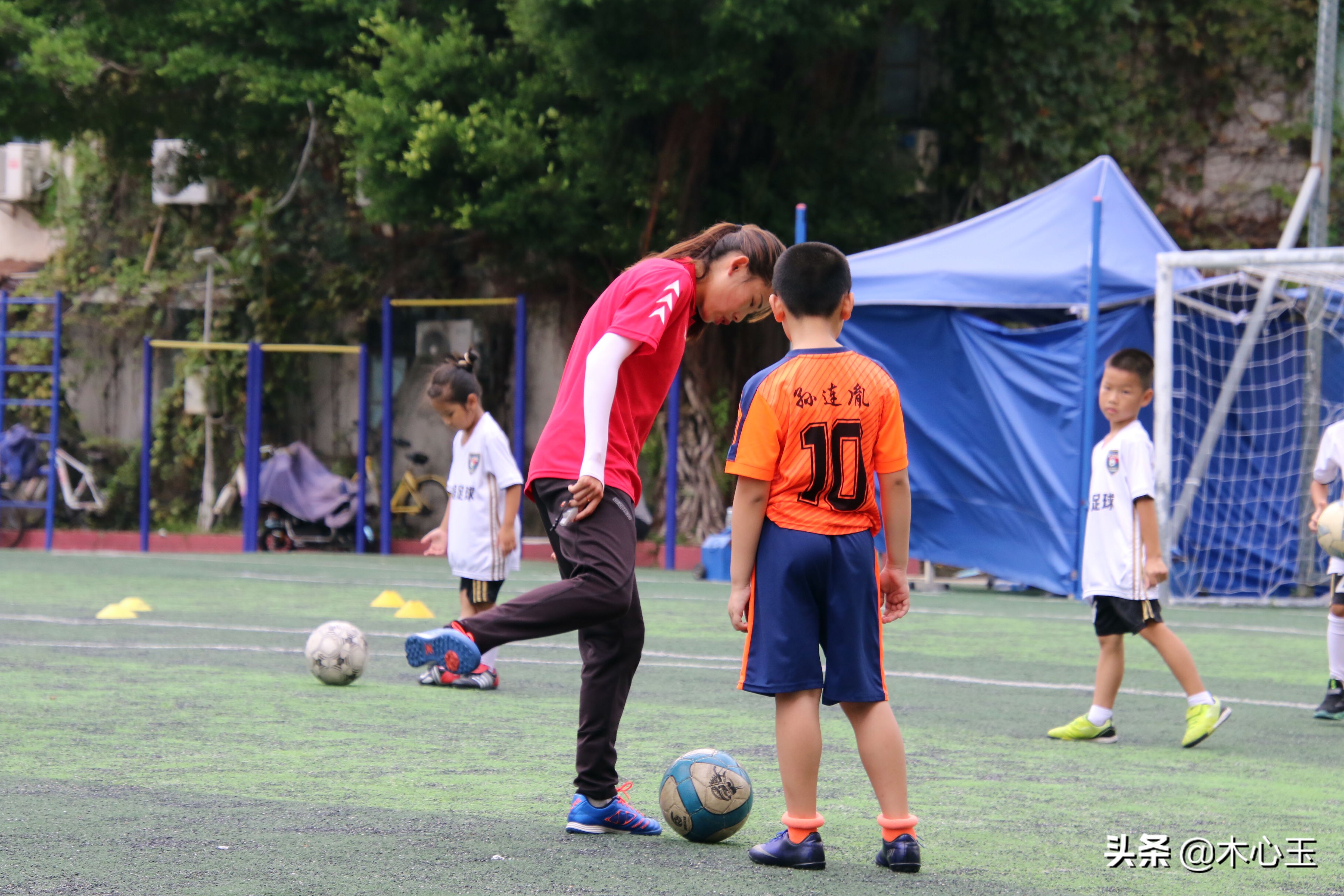 传承足球精神,传承冬奥精神