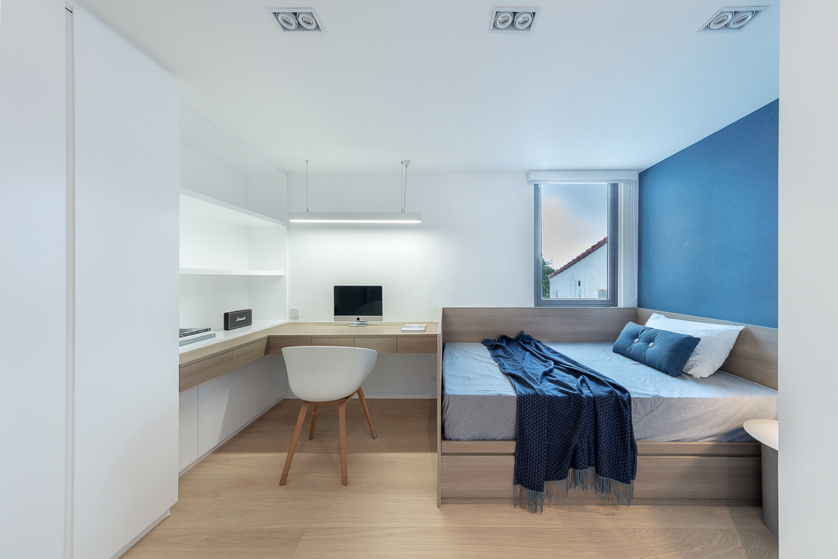 两边房间中间客厅精装房改造,住了一年的精装房要不要改造呢