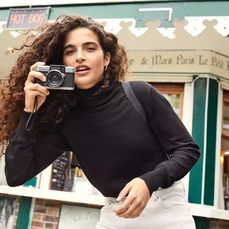 男士黑色羽绒服配什么打底衫,黑羽绒服大衣配什么打底衫