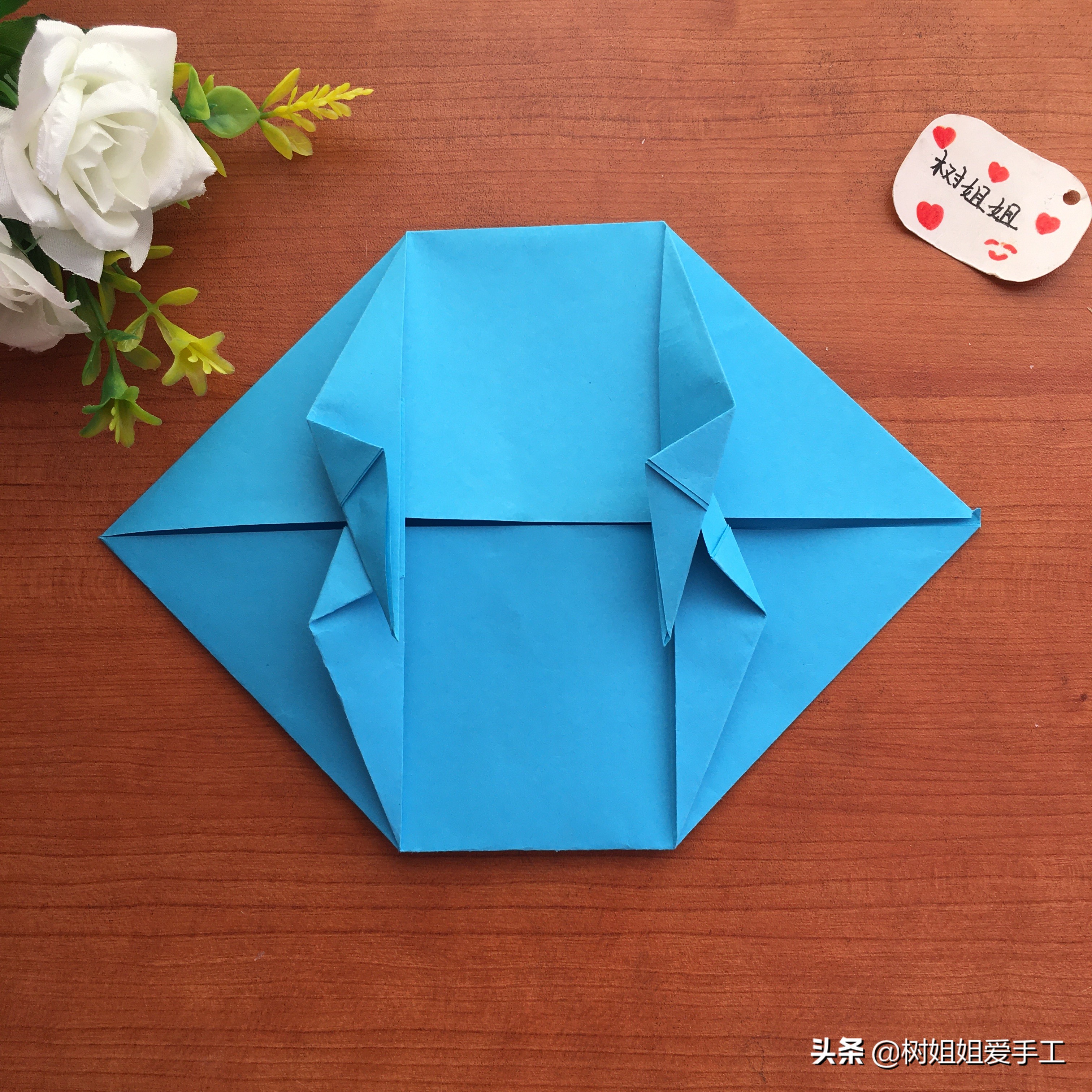 动物折纸：剑龙，一种巨大的草食性恐龙