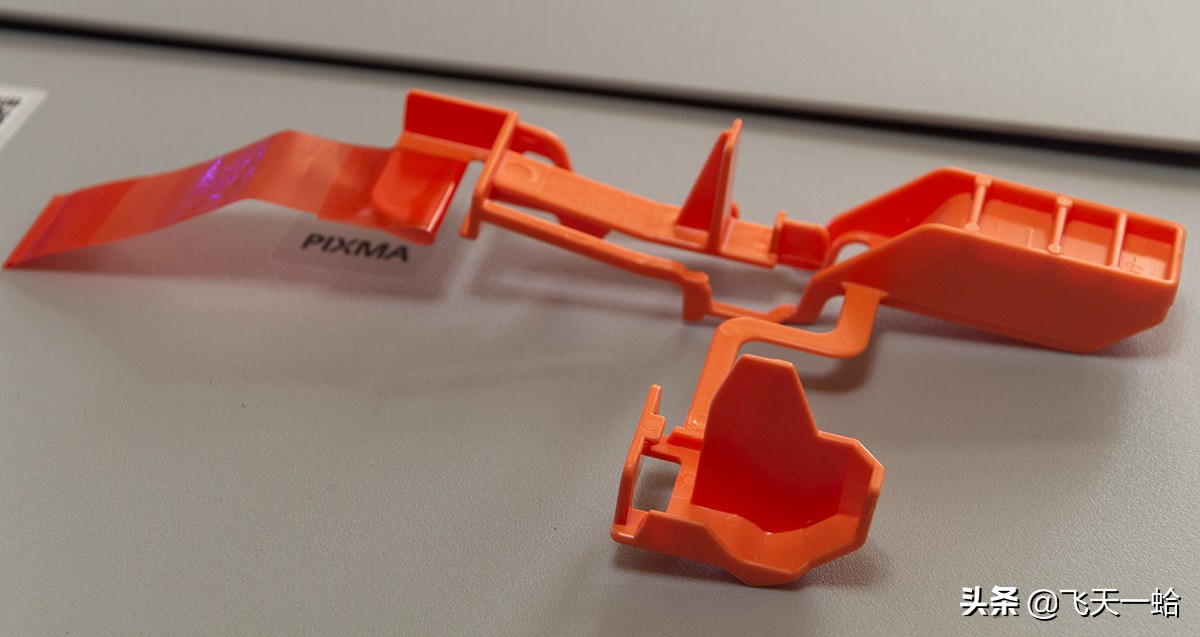 佳能g2820打印机评测,佳能2400打印机换墨盒