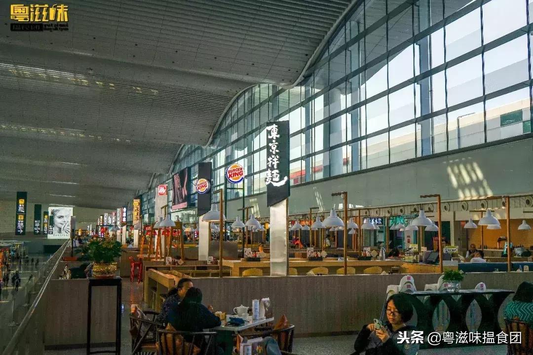 用一间24小时都在线的机场酒店，拥抱旅途的开始