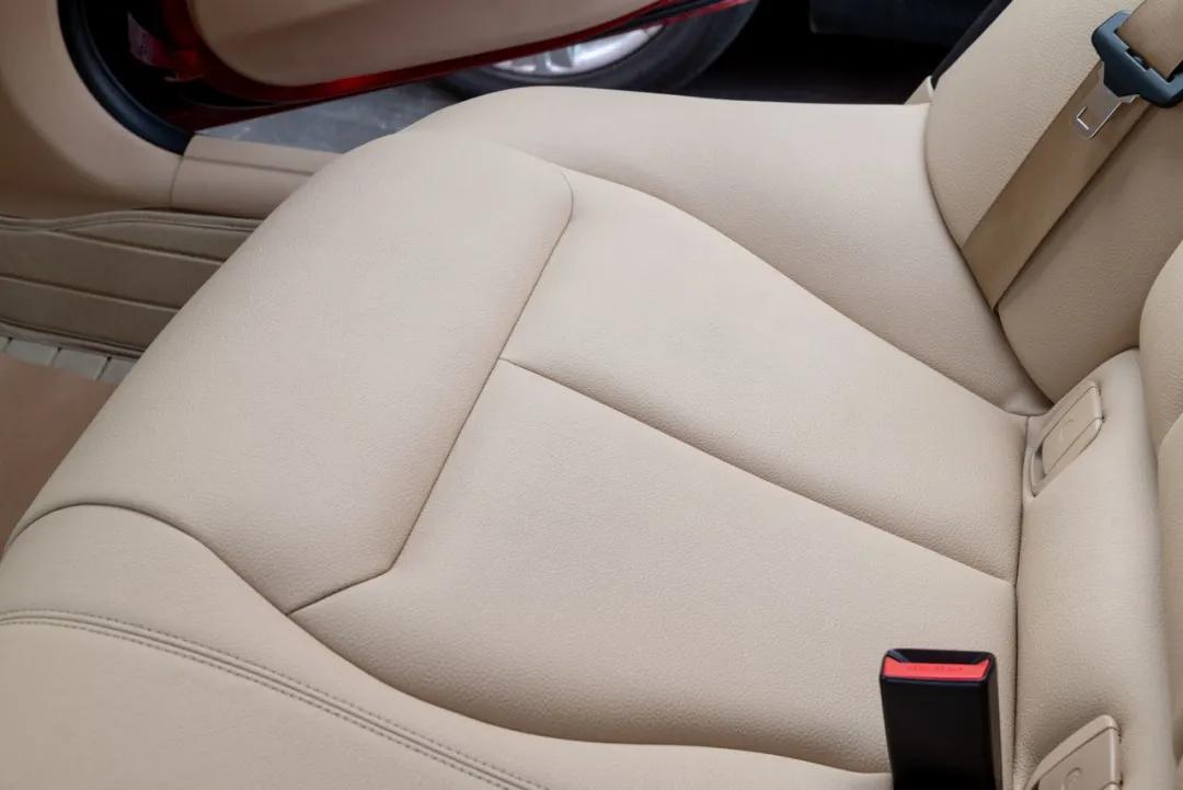 新款宝马320li运动值不值得买,用a级的价格拥有一台bba车型