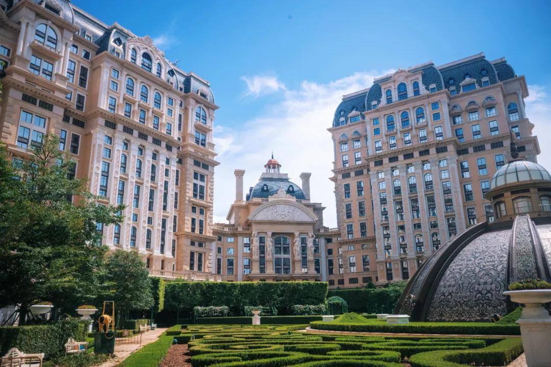 200元住总统套房,200块住酒店吃大餐