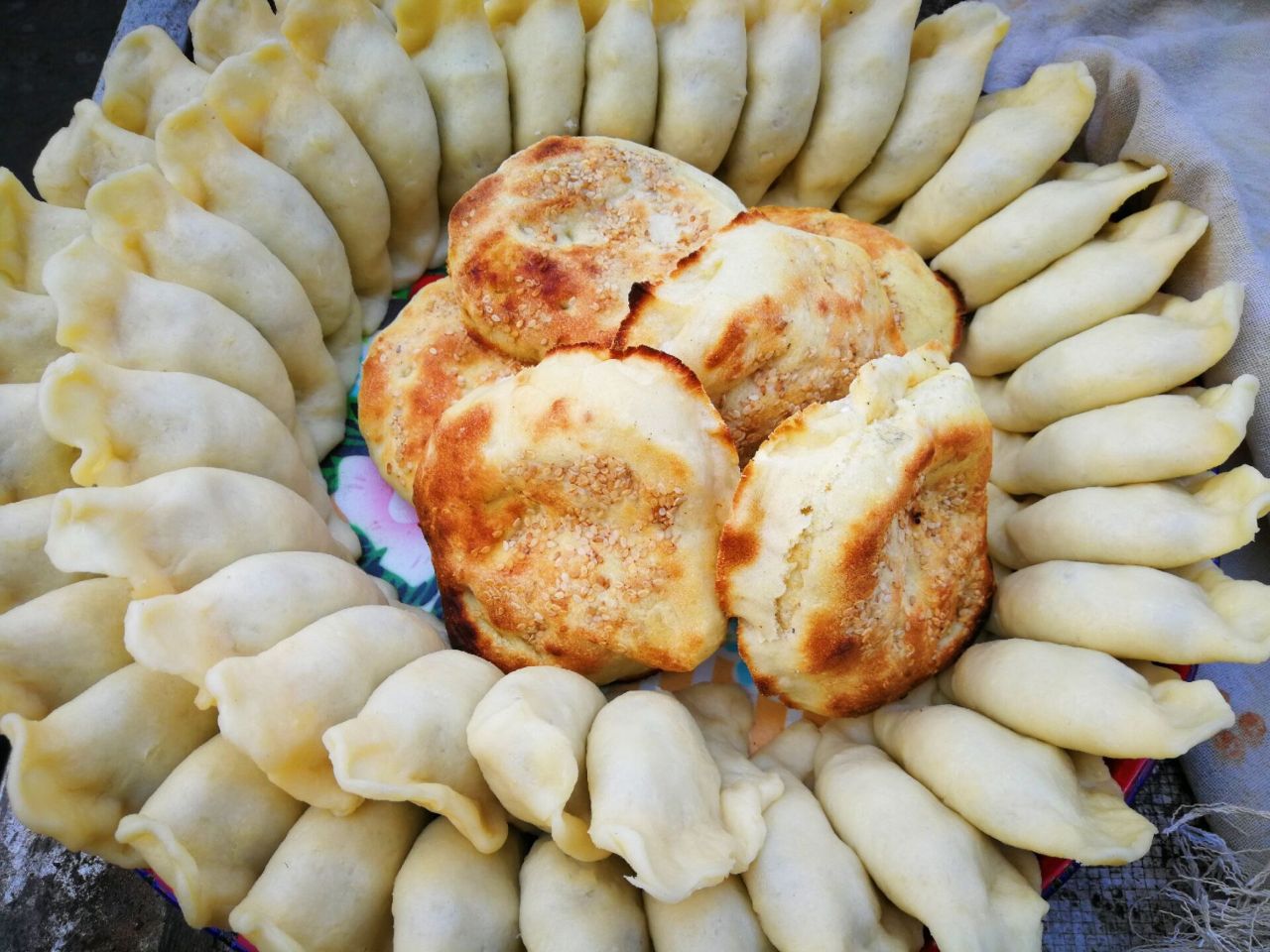 安徽省各市的特色美食蒿子粑,太和美食烧饼