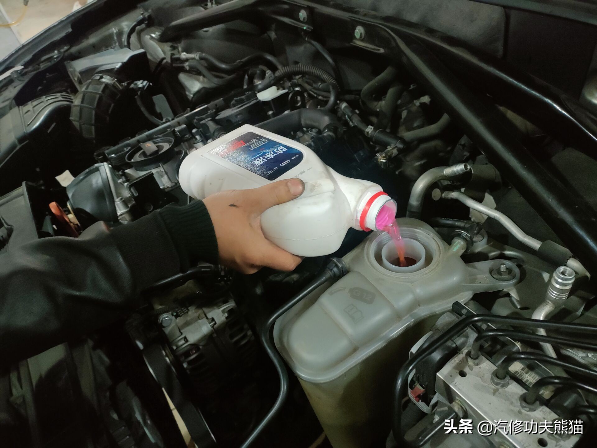 当年奥迪q5多少钱,奥迪q5当年卖70万