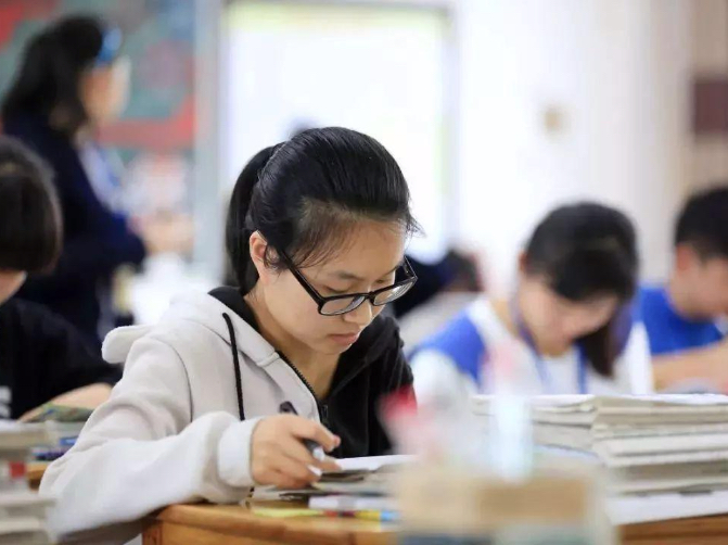 国考报名不合格的情况,国考成绩怎么还不出