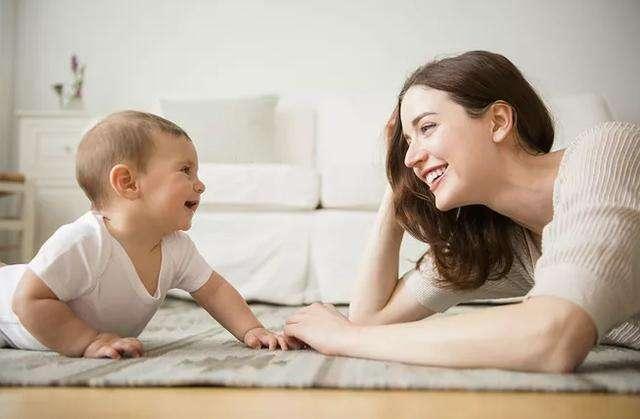 延迟退休如何帮忙带孩子,延迟退休和三胎不矛盾吗