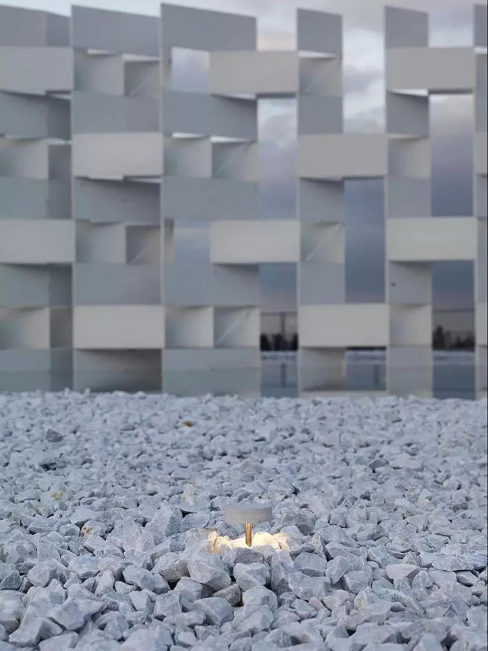 将灯光“玩成”了电影般的视觉盛宴-2019设博会访谈之王军