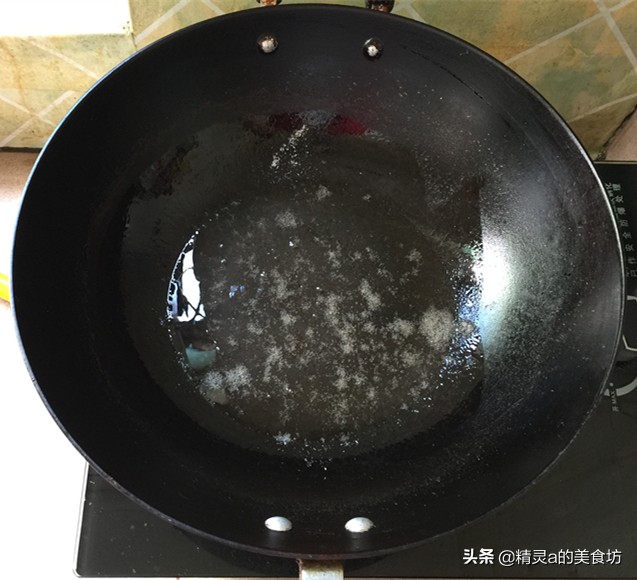 红烧鱼怎样做肉质细腻还入味,红烧鱼怎么才能让鱼皮不粘锅