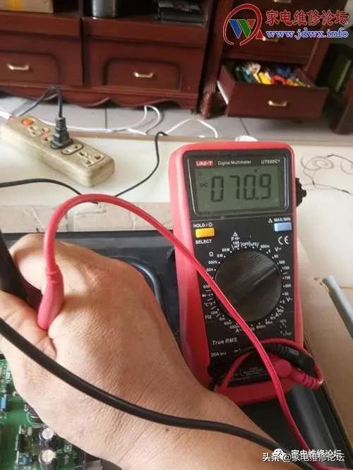 海信32k300液晶电视拆屏,拆65寸电视屏幕最好的方法