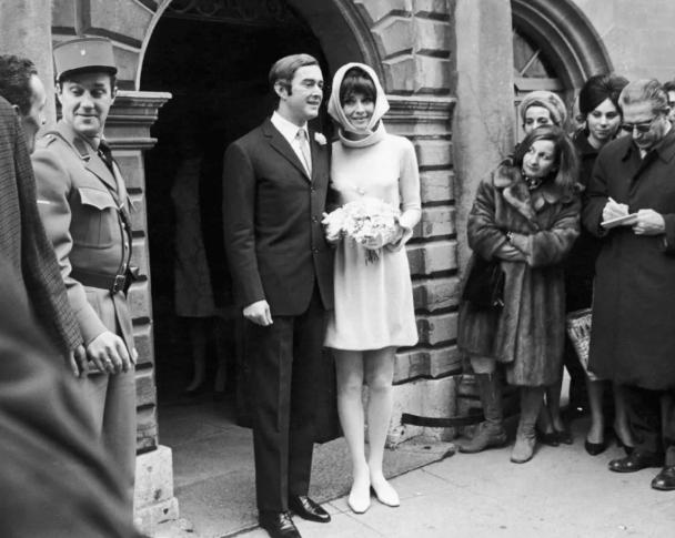 纪梵希爱赫本一辈子终身未娶,纪梵希真的爱赫本吗