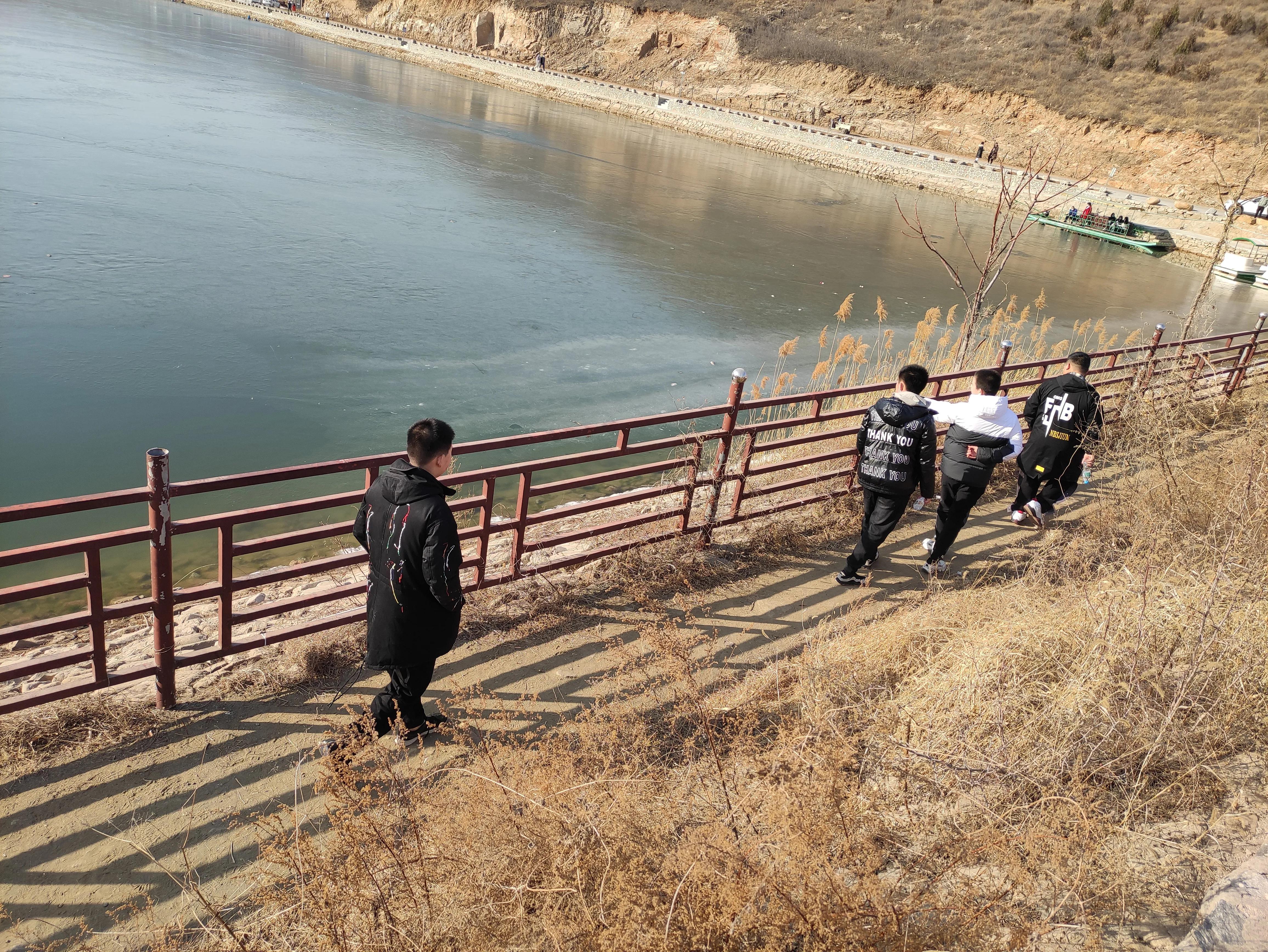 唐县庆都山今天晚上有活动吗,唐县庆都山和香山哪个大
