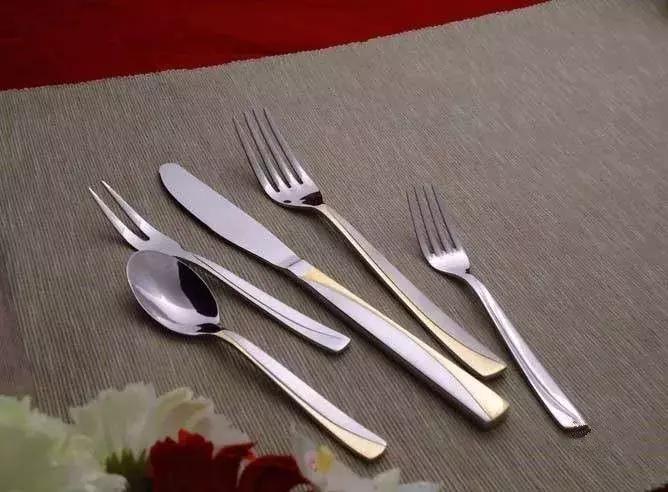 餐具礼仪西餐,西餐餐具小知识