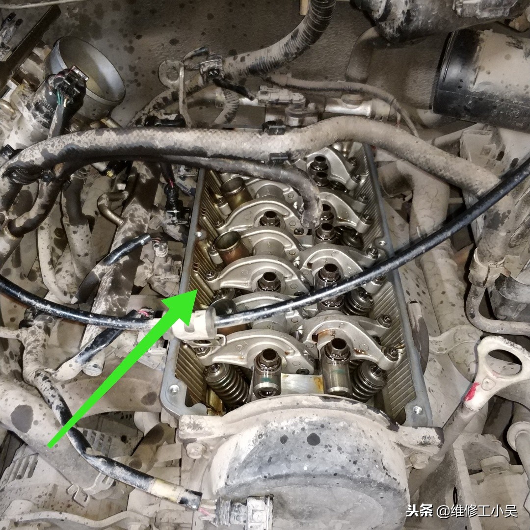 东风风行菱智m5维修视频,风行菱智m5油底壳漏油