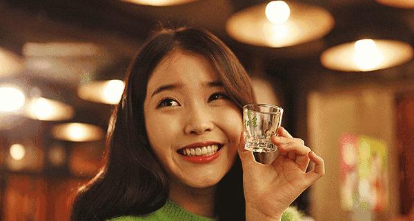 中国不提倡女性喝酒，韩国女生却特别能喝，亚洲喝酒冠军坐实了？
