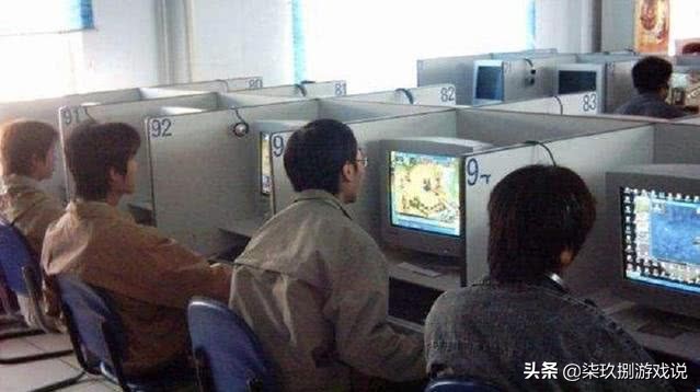 还记得这款经典游戏吗,还记得当年通宵打cs的时光吗